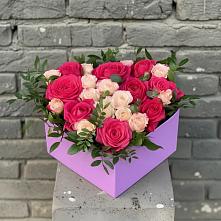 Цветочная композиция из Розы в коробке в Николиной горе