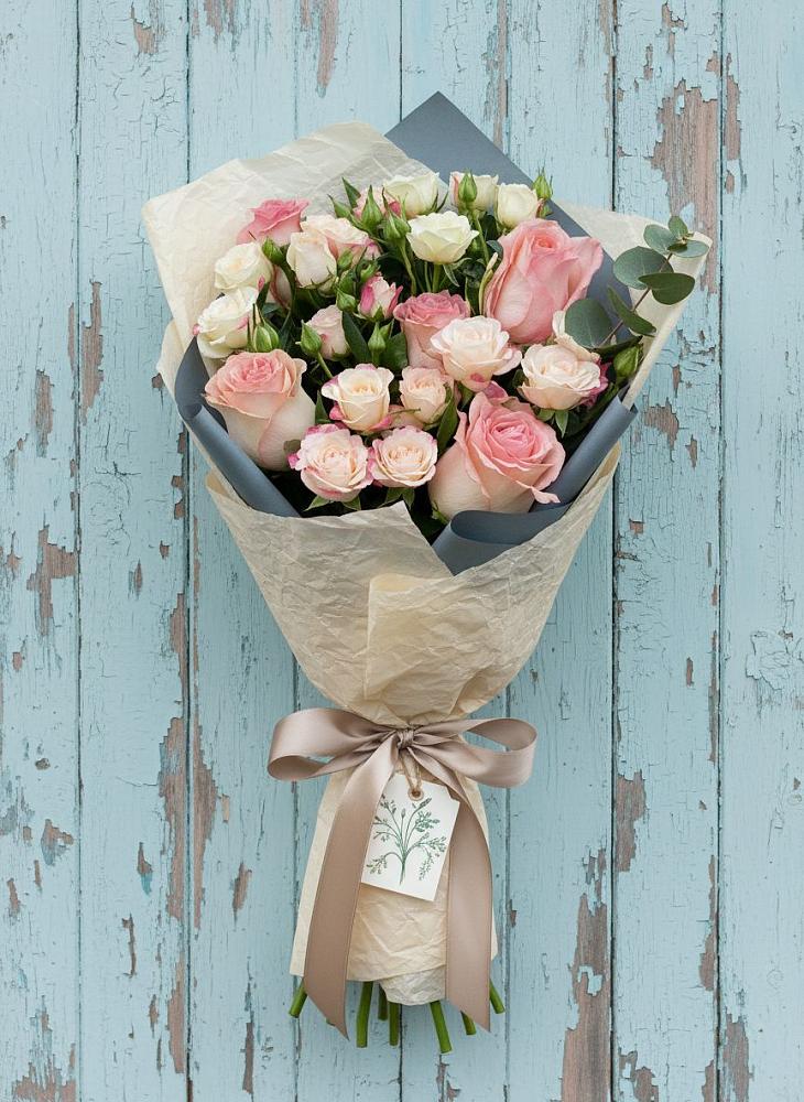 Букет цветов из: Розы в Николиной горе