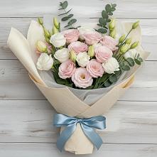 Букет цветов из:  Лизиантусы #REPLACE_PRED# Николиной горе