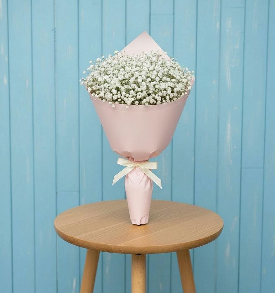 Букет цветов из: Гипсофила в Николиной горе