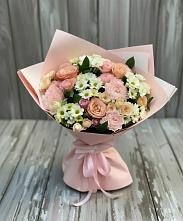 Букет цветов из:  Гвоздики, Розы и Хризантемы в Николиной горе