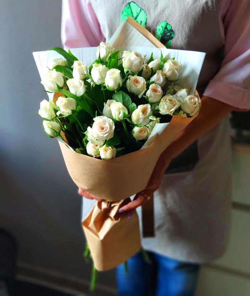 Букет цветов из: Розы в Николиной горе