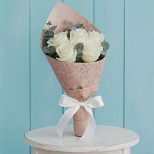 Букет цветов из:  Розы в Николиной горе