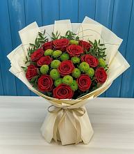 Букет цветов из:  Розы и Хризантемы в Николиной горе