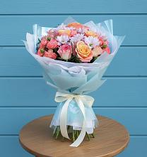 Букет цветов из:  Хризантемы и Розы в Николиной горе