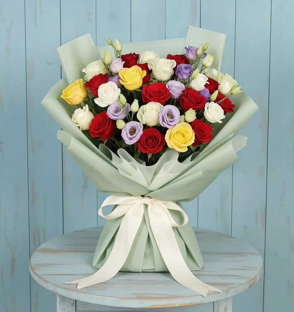 Букет цветов из: Розы в Николиной горе