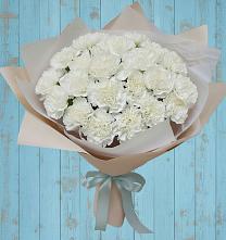 Букет цветов из:  Гвоздики в Николиной горе